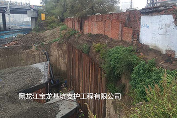 霁虹桥护坡